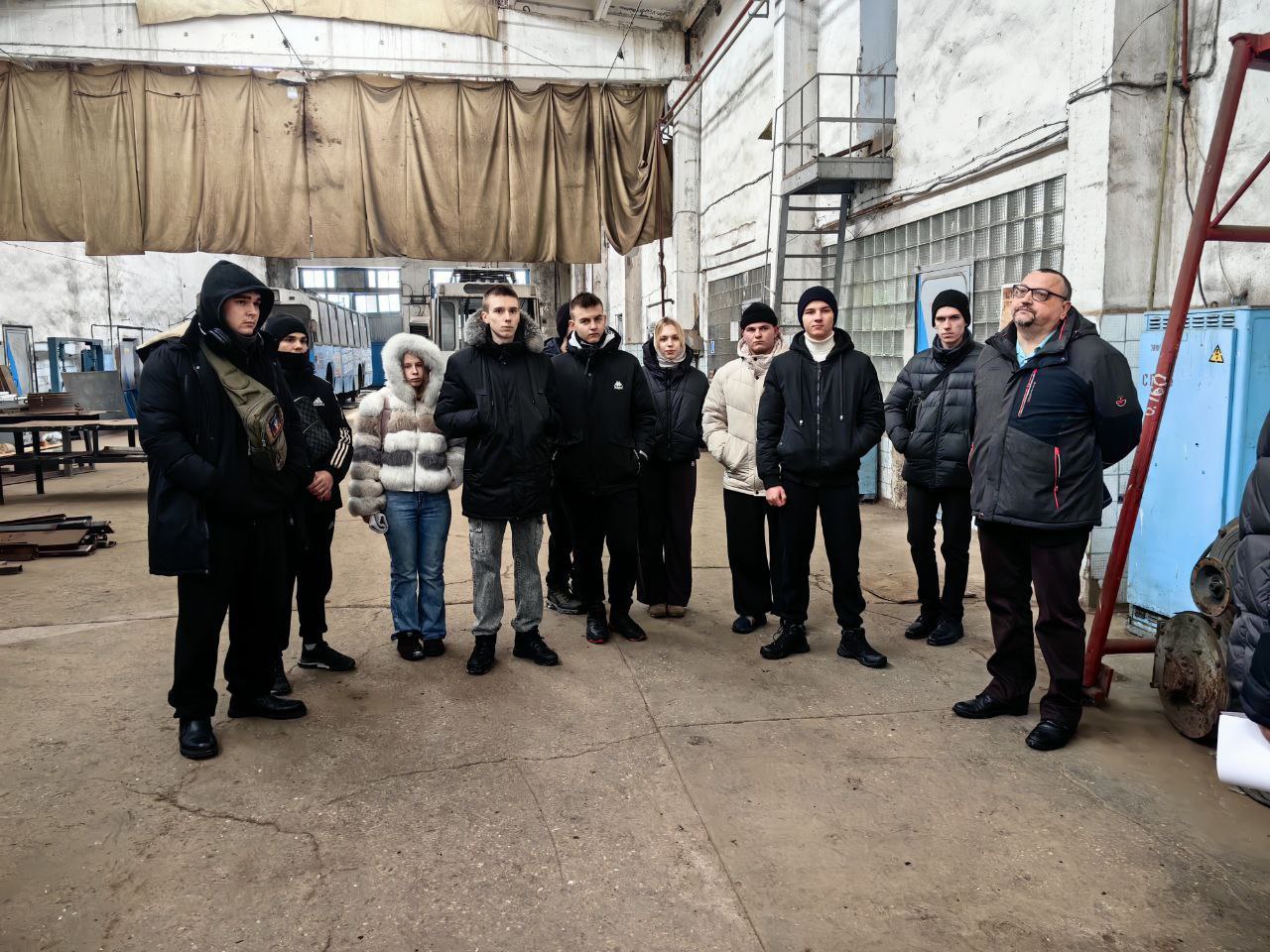 Молодые кадры. Как в Горловке способствуют решению проблем в транспортной сфере