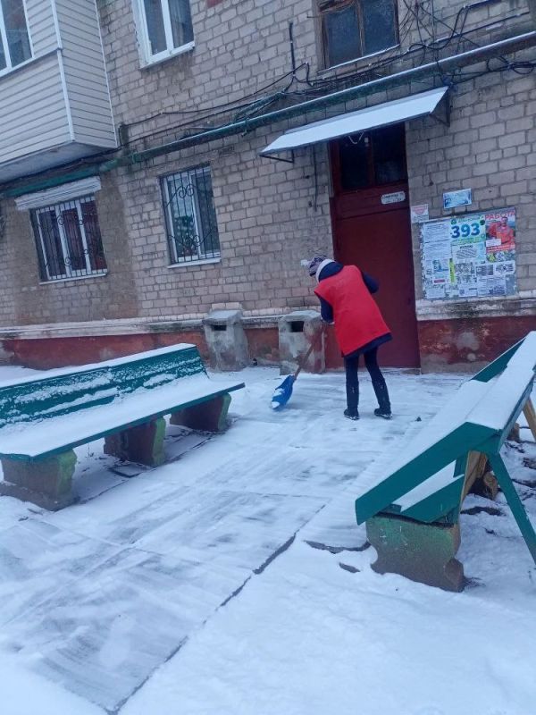 Иван Приходько: Уважаемые жители Горловки! Представляю вам еженедельный отчет о деятельности Горловского филиала единого регионального фонда по управлению многоквартирными домами на территории Донецкой Народной Республики