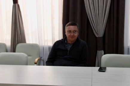 3 февраля 2026 года депутаты Горловского городского совета от фракции «Единая Россия» — Роман Конев, Олег Сладкевич, Игорь Толкачёв, Сергей Медведев провели встречи с населением и трудовым коллективом