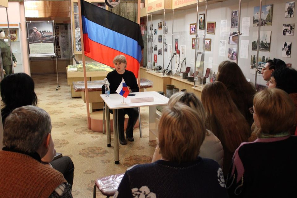 Иван Приходько: Состоялась встреча руководства администрации городского округа Горловка с трудовым коллективом Иван Приходько: Состоялась встреча руководства администрации городского округа Горловка с трудовым коллективом