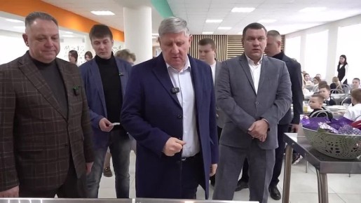 Денис Пушилин: Запускаем «Карту школьника» в учебных организациях Республики