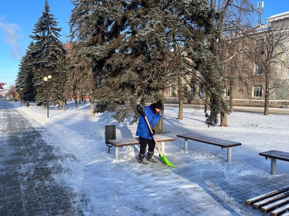 МУП «Простор» ежедневно выполняет все необходимые работы по содержанию городских улиц МУП «Простор» ежедневно выполняет все необходимые работы по содержанию городских улиц
