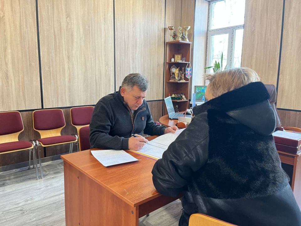 Роман Конев: 4 февраля 2026 года состоялся приём граждан депутатом Горловского городского совета Донецкой Народной Республики первого созыва Сергеем Третьяковым Роман Конев: 4 февраля 2026 года состоялся приём граждан депутатом Горловского городского совета Донецкой Народной Республики первого созыва Сергеем Третьяковым