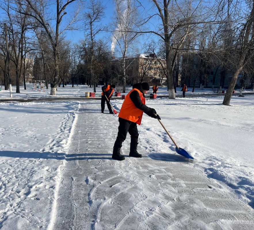 О работе МУП «Простор». Муниципальное унитарное мероприятие «Простор» ежедневно выполняет все необходимые работы по содержанию городских улиц О работе МУП «Простор». Муниципальное унитарное мероприятие «Простор» ежедневно выполняет все необходимые работы по содержанию городских улиц