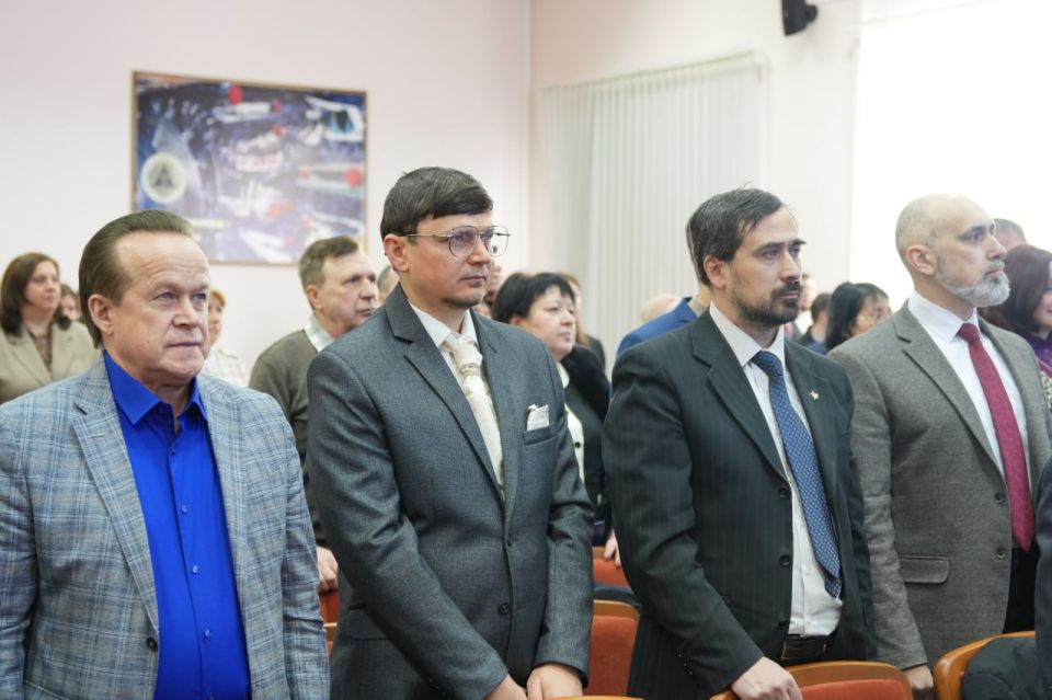 �������� ������� ������������ ����������� � ����� ��� ������� ������������� ��� ������!