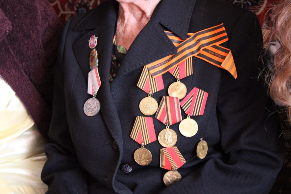 Свой 104-й День рождения отметила жительница Горловки, труженик тыла, Екатерина Ивановна Озерова Свой 104-й День рождения отметила жительница Горловки, труженик тыла, Екатерина Ивановна Озерова