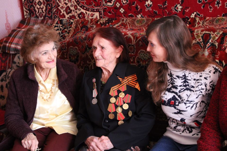 Свой 104-й День рождения отметила жительница Горловки, труженик тыла, Екатерина Ивановна Озерова Свой 104-й День рождения отметила жительница Горловки, труженик тыла, Екатерина Ивановна Озерова