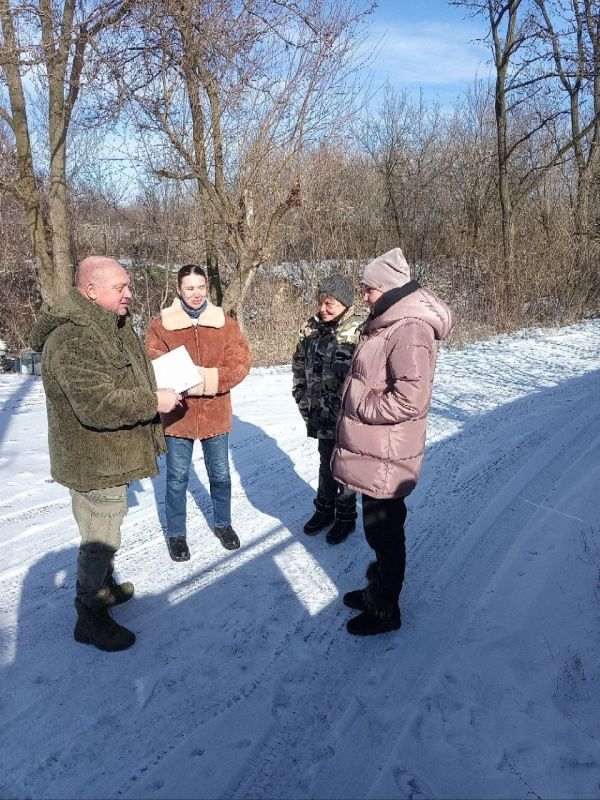 Роман Конев: 12 февраля 2026 года во исполнение поручения Главы Донецкой Народной Республики Дениса Пушилина депутаты Горловского городского совета первого созыва Нелля Якуненко и Игорь Толкачёв провели встречи Роман Конев: 12 февраля 2026 года во исполнение поручения Главы Донецкой Народной Республики Дениса Пушилина депутаты Горловского городского совета первого созыва Нелля Якуненко и Игорь Толкачёв провели встречи