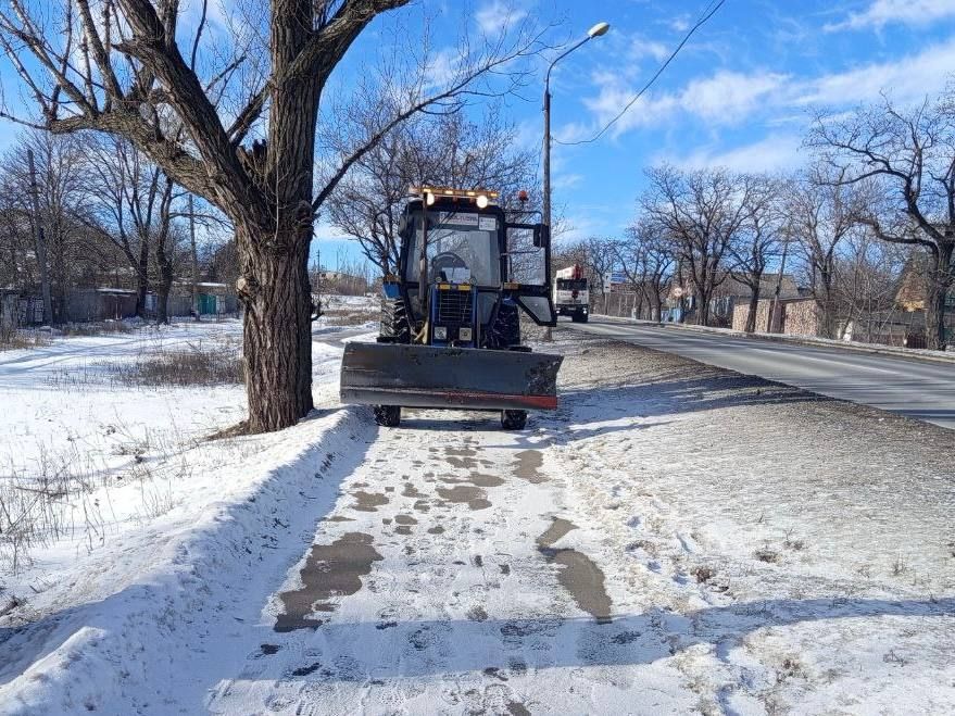 Продолжаем мероприятия по обеспечению безопасного проезда на дорогах общего пользования Продолжаем мероприятия по обеспечению безопасного проезда на дорогах общего пользования