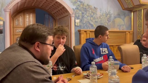 Молодёжь Горловки встретилась с Отцом Агафодором в рамках проекта «СЛОВО»