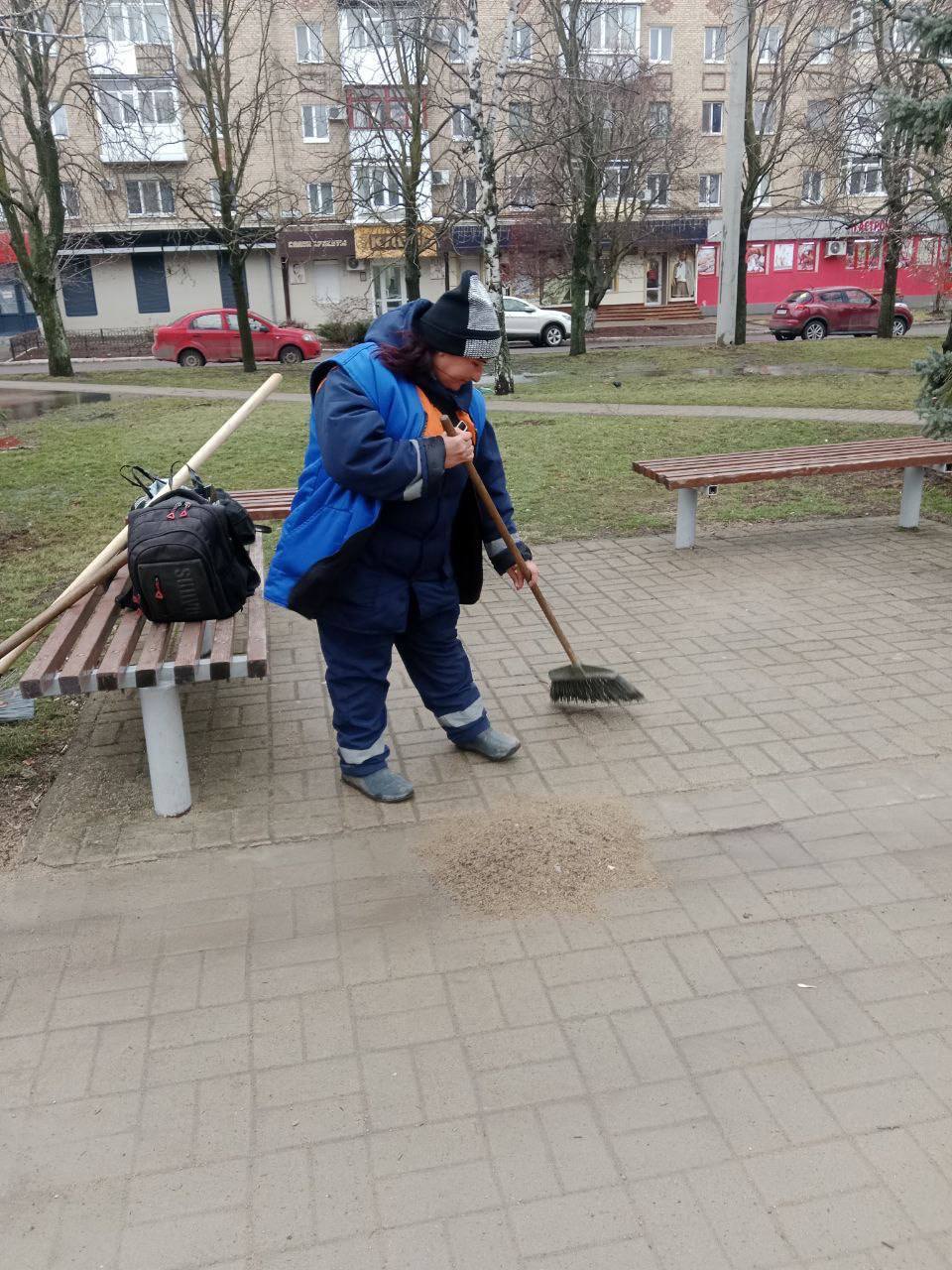 МУП «Простор» ежедневно выполняет все необходимые работы по содержанию городских улиц МУП «Простор» ежедневно выполняет все необходимые работы по содержанию городских улиц