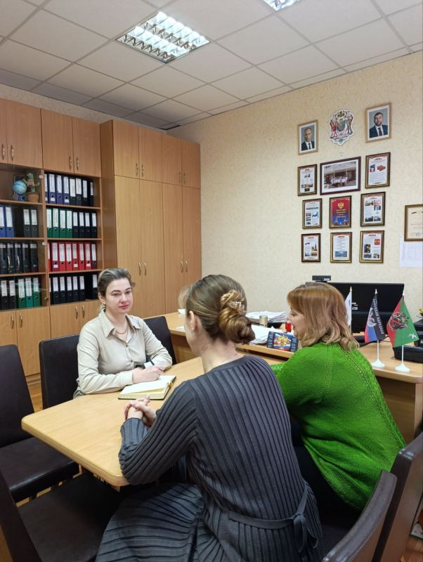 Иван Приходько: В Центрально-Городском районе Горловки прошли встречи лидеров общественного мнения с жителями Иван Приходько: В Центрально-Городском районе Горловки прошли встречи лидеров общественного мнения с жителями