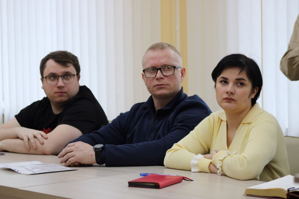 В администрации городского округа Горловка Донецкой Народной Республики прошла рабочая встреча с начальником регионального штаба ДНР Виктор Викторович Пудак В администрации городского округа Горловка Донецкой Народной Республики прошла рабочая встреча с начальником регионального штаба ДНР Виктор Викторович Пудак