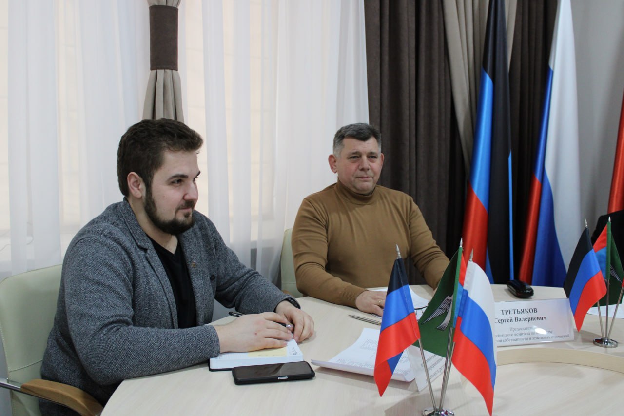 Роман Конев: 24 февраля 2026 года состоялись заседания постоянных комитетов Горловского городского совета Донецкой Народной Республики