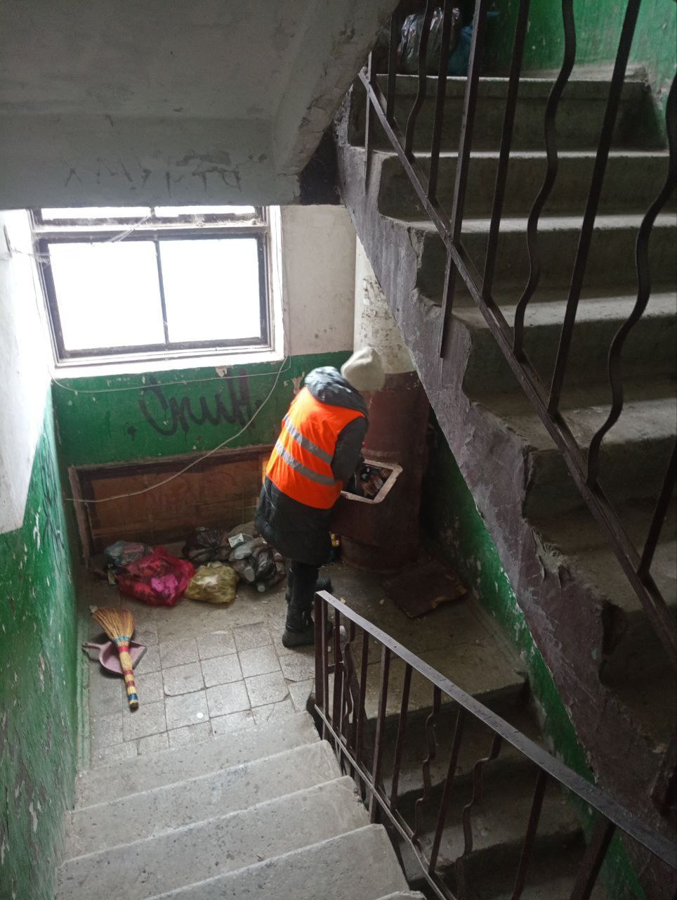 Роман Конев: МУНИЦИПАЛЬНОЕ УНИТАРНОЕ ПРЕДПРИЯТИЕ «УПРАВЛЯЮЩАЯ КОМПАНИЯ ГОРОДА ГОРЛОВКА» АДМИНИСТРАЦИИ ГОРОДСКОГО ОКРУГА ГОРЛОВКА и ГОРЛОВСКИЙ ФИЛИАЛ ЕДИНОГО РЕГИОНАЛЬНОГО ФОНДА ПО УПРАВЛЕНИЮ МНОГОКВАРТИРНЫМИ ДОМАМИ НА... Роман Конев: МУНИЦИПАЛЬНОЕ УНИТАРНОЕ ПРЕДПРИЯТИЕ «УПРАВЛЯЮЩАЯ КОМПАНИЯ ГОРОДА ГОРЛОВКА» АДМИНИСТРАЦИИ ГОРОДСКОГО ОКРУГА ГОРЛОВКА и ГОРЛОВСКИЙ ФИЛИАЛ ЕДИНОГО РЕГИОНАЛЬНОГО ФОНДА ПО УПРАВЛЕНИЮ МНОГОКВАРТИРНЫМИ ДОМАМИ НА...