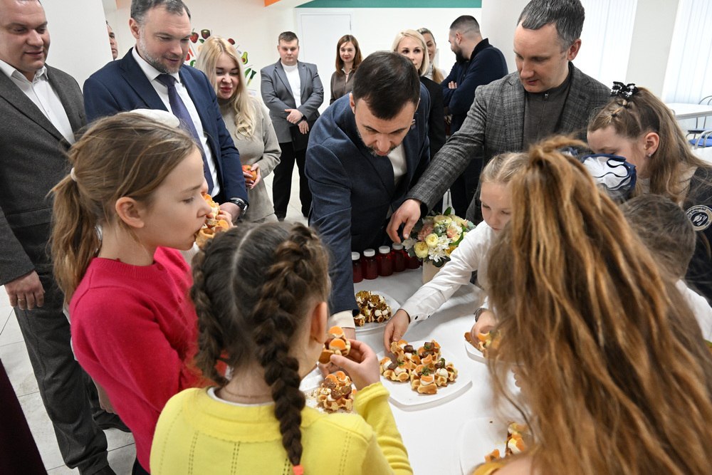 Иван Приходько: Как рассказал Глава Донецкой Народной Республики Денис Владимирович Пушилин, в ДНР стартовала всероссийская акция «Правильно быть здоровым» партпроекта Единой России «Мир возможностей» Иван Приходько: Как рассказал Глава Донецкой Народной Республики Денис Владимирович Пушилин, в ДНР стартовала всероссийская акция «Правильно быть здоровым» партпроекта Единой России «Мир возможностей»