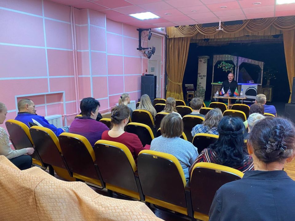 ���� ���������: � ����������-��������� ������ �������� ������ ������� � �������� �����������