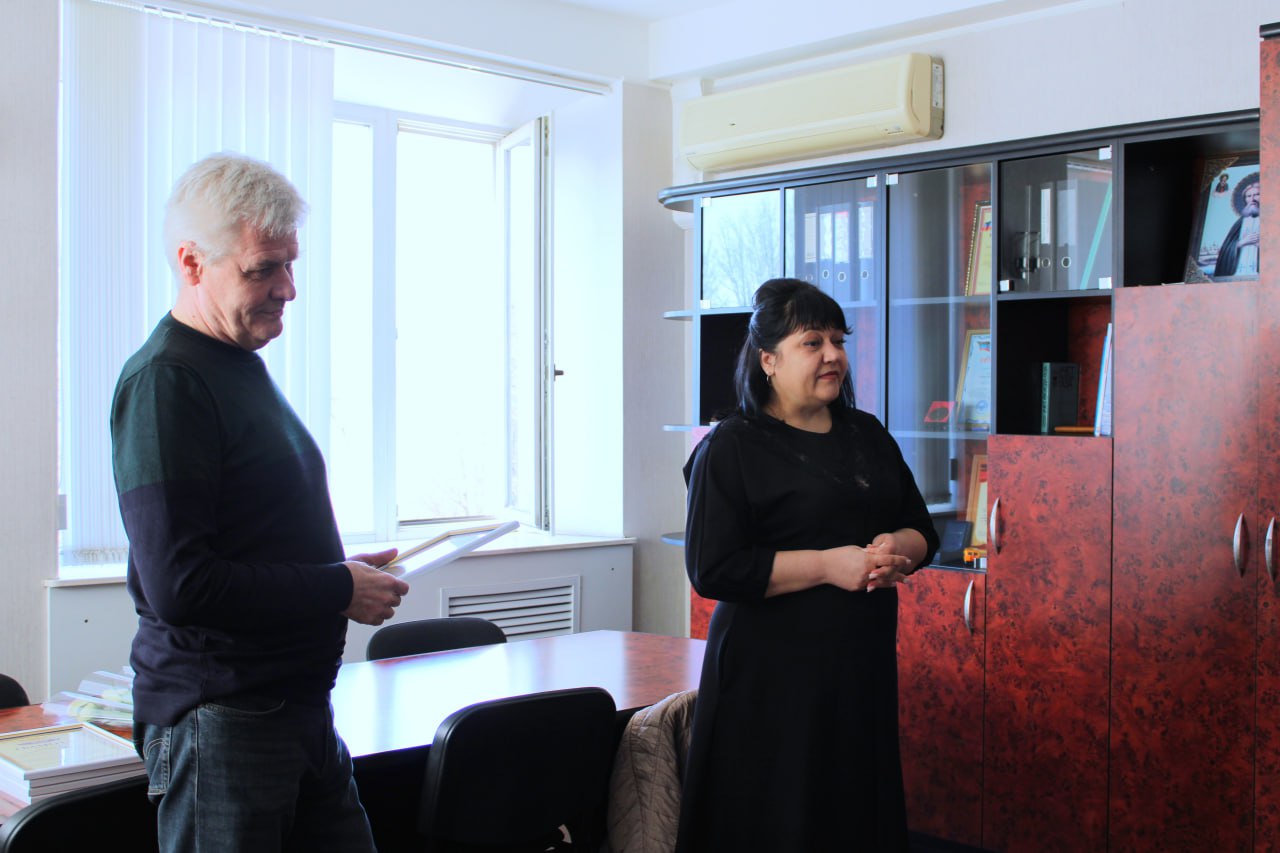 В Горловке поздравили сотрудников газовой службы с профессиональным праздником В Горловке поздравили сотрудников газовой службы с профессиональным праздником