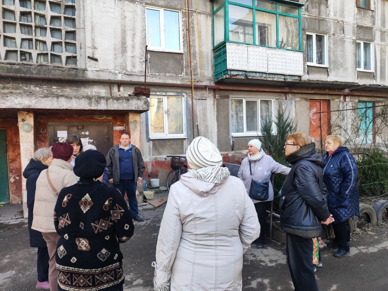 Иван Приходько: Реализация проекта «Управдом»: в Калининском районе Горловки выбирают старших по домам Иван Приходько: Реализация проекта «Управдом»: в Калининском районе Горловки выбирают старших по домам