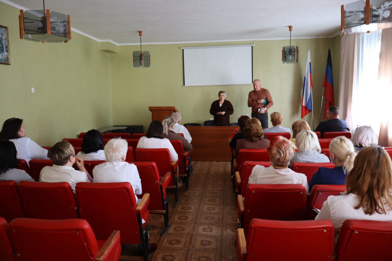 Иван Приходько: В Центрально -Городском районе Горловки продолжается реализация проекта «Управдом» Иван Приходько: В Центрально -Городском районе Горловки продолжается реализация проекта «Управдом»