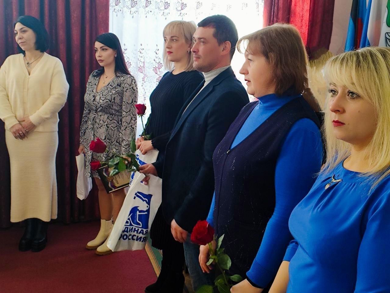 Иван Приходько: В Калининском районе Горловки прошло чествование сотрудников сферы ЖКХ Иван Приходько: В Калининском районе Горловки прошло чествование сотрудников сферы ЖКХ