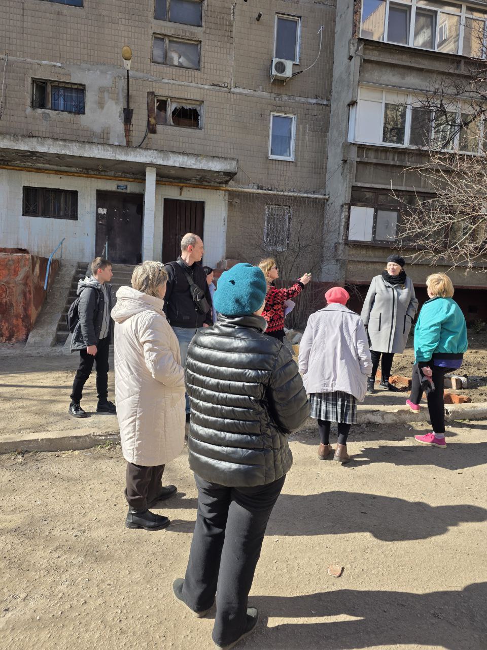 Иван Приходько: В Центрально -Городском районе Горловки продолжается реализация проекта «Управдом» Иван Приходько: В Центрально -Городском районе Горловки продолжается реализация проекта «Управдом»