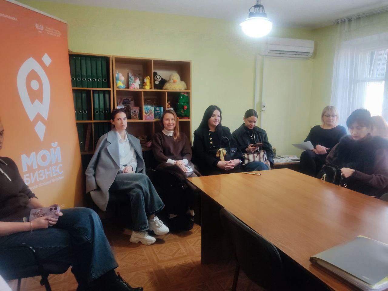 Женское предпринимательство в действии: состоялись консультационные занятия на базе женских клубов Женское предпринимательство в действии: состоялись консультационные занятия на базе женских клубов