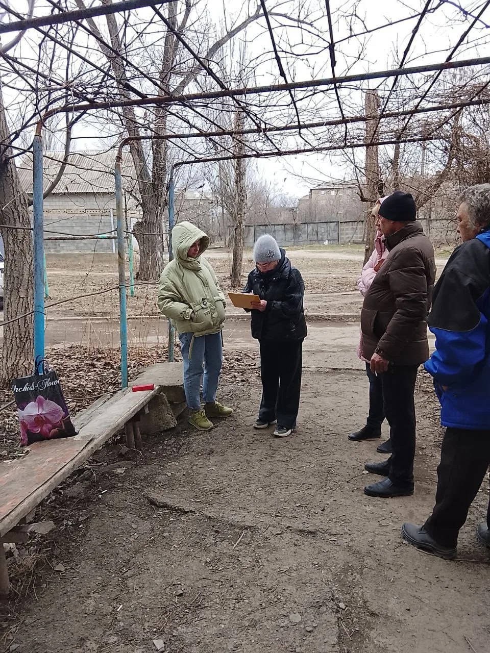 Роман Конев: В Горловке, в Центрально-Городском районе, состоялись встречи с жителями в рамках проекта «Управдом» от «Единой России» Роман Конев: В Горловке, в Центрально-Городском районе, состоялись встречи с жителями в рамках проекта «Управдом» от «Единой России»