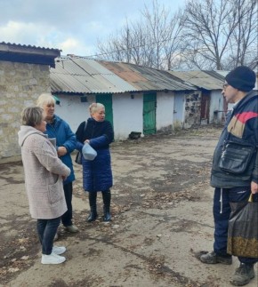 Роман Конев: Представители Управы Центрально-Городского района и Единого регионального фонда управления многоквартирными домами ДНР провели встречи с жителями района
