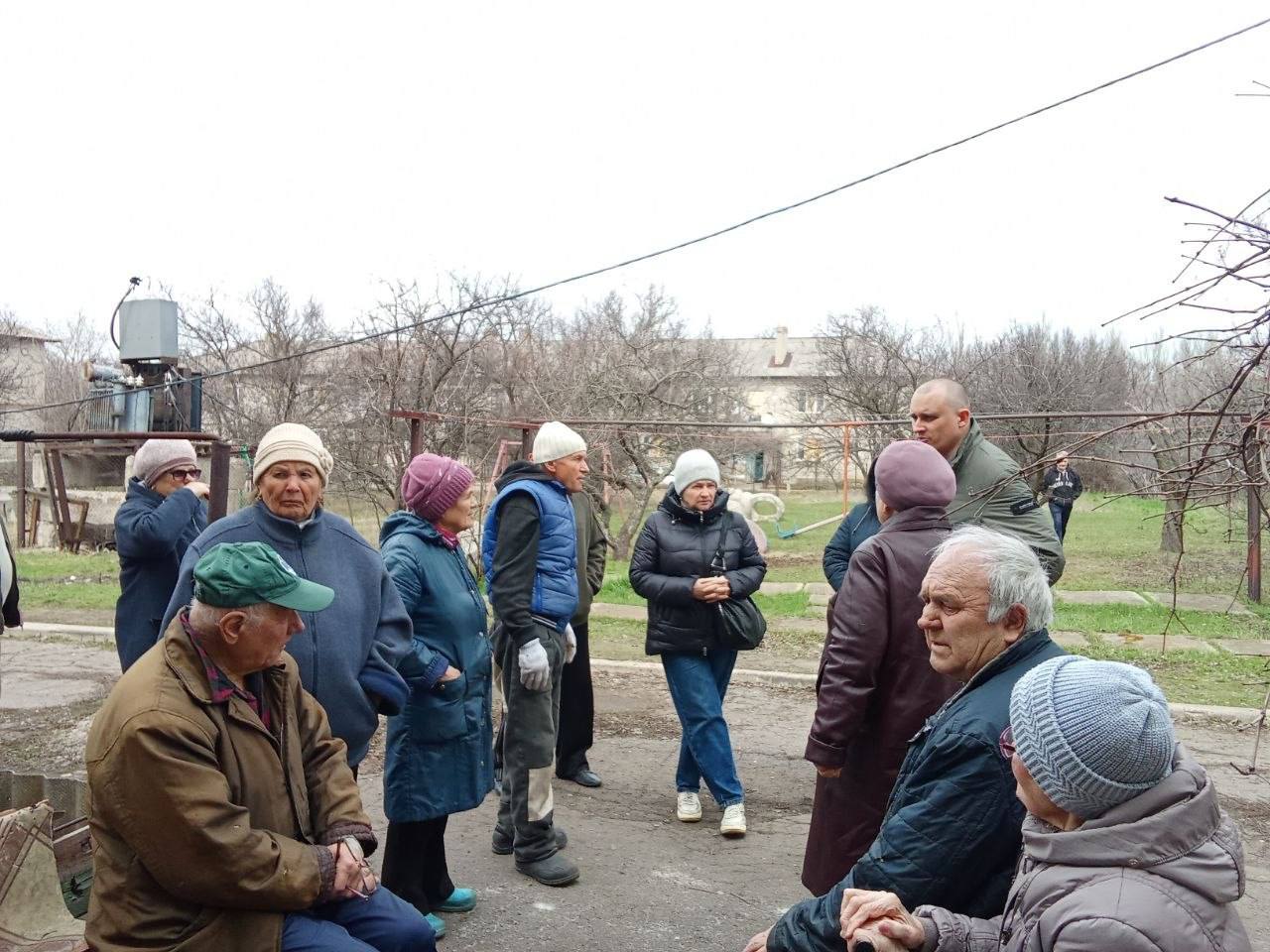 Иван Приходько: В Никитовском внутригородском районе города Горловка продолжается работа в рамках партийного проекта «Управдом»