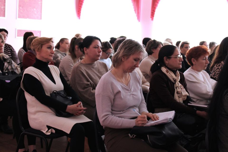 Иван Приходько: В Горловке прошло собрание актива родительских комитетов школ округа Иван Приходько: В Горловке прошло собрание актива родительских комитетов школ округа