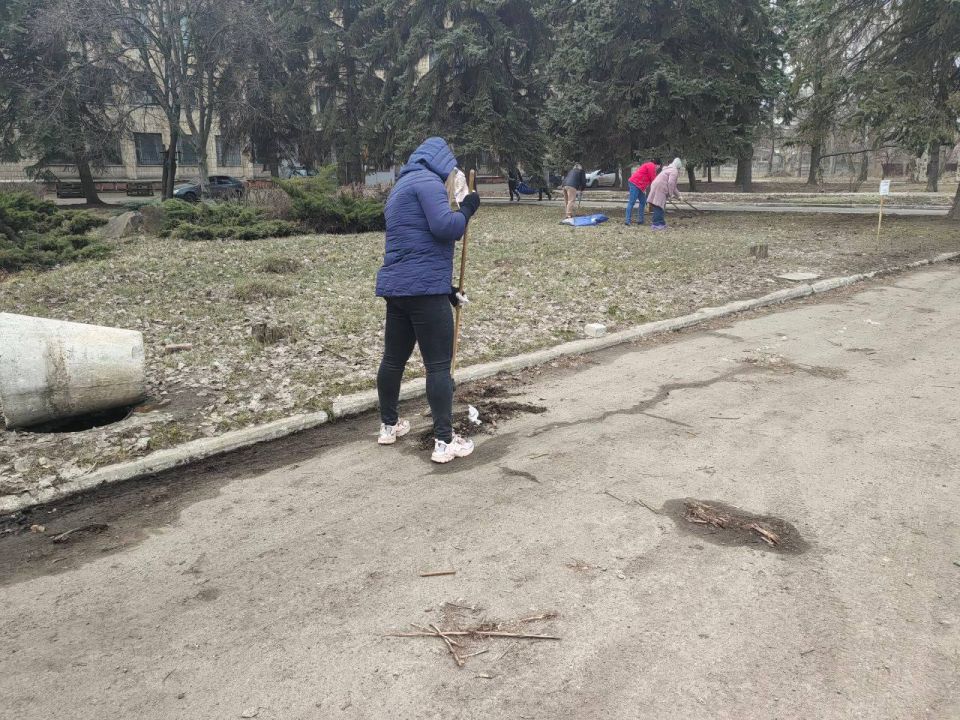 Иван Приходько: В Никитовском внутригородском районе города Горловка продолжается работы в рамках двухмесячника по благоустройству Иван Приходько: В Никитовском внутригородском районе города Горловка продолжается работы в рамках двухмесячника по благоустройству
