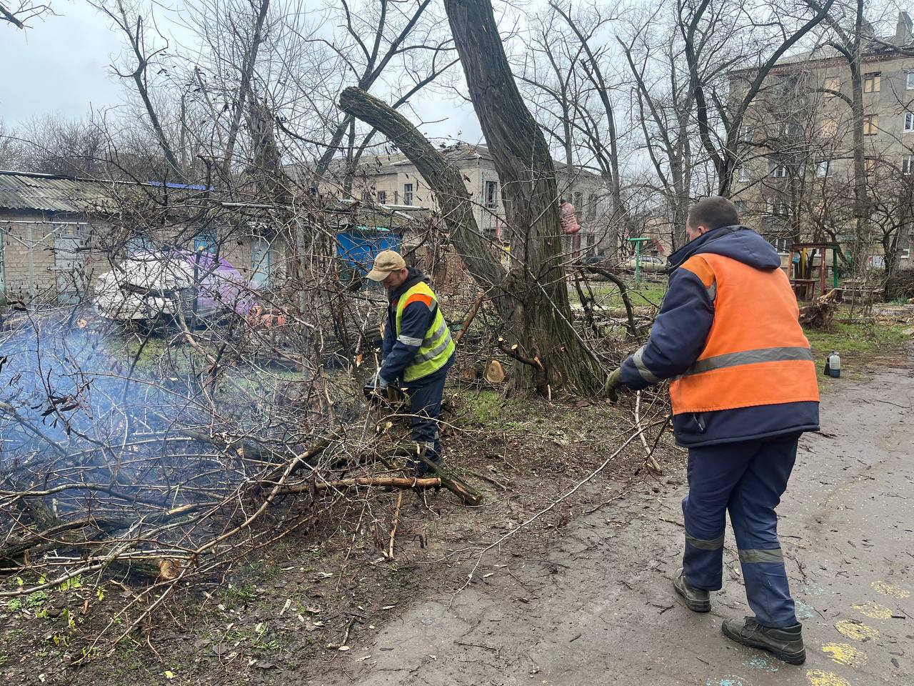 О работах МУП «Простор». Муниципальное унитарное предприятие «Простор» ежедневно выполняет все необходимые работы по содержанию городских улиц О работах МУП «Простор». Муниципальное унитарное предприятие «Простор» ежедневно выполняет все необходимые работы по содержанию городских улиц