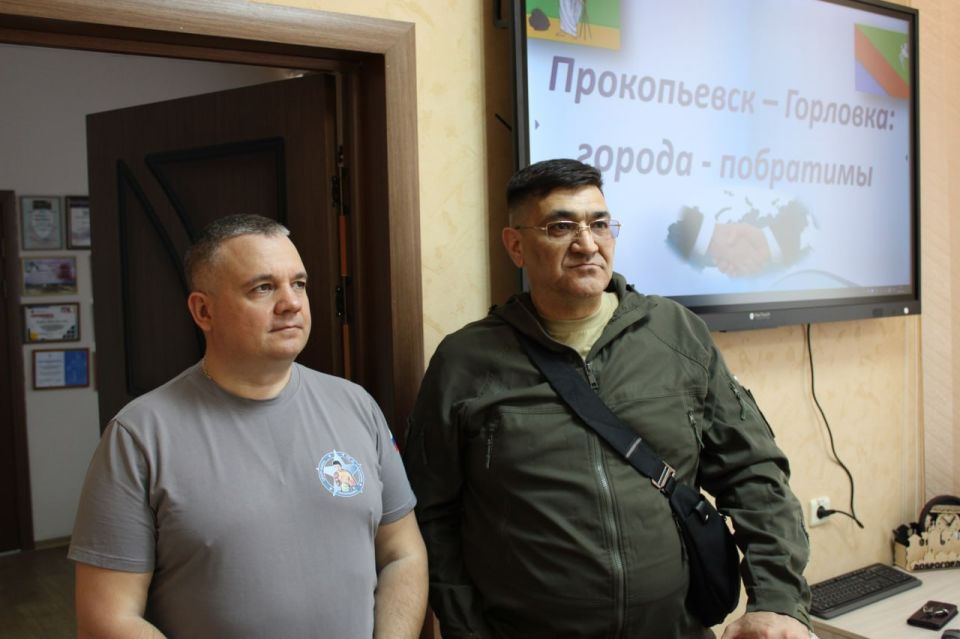 Иван Приходько: Подписано соглашение о сотрудничестве между управлениями образования городского округа Горловка и города Прокопьевска Иван Приходько: Подписано соглашение о сотрудничестве между управлениями образования городского округа Горловка и города Прокопьевска