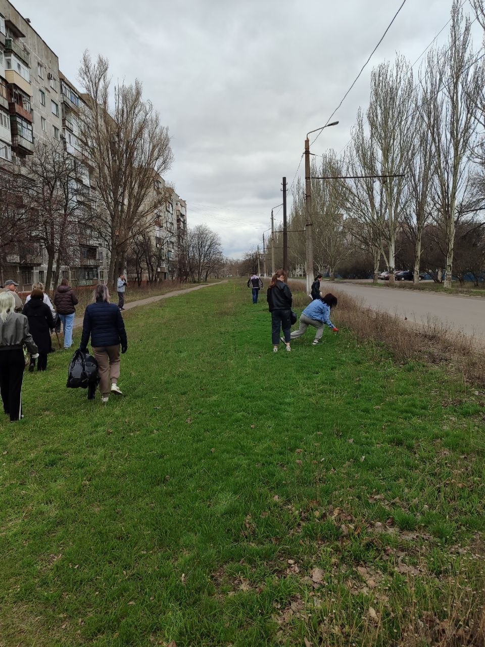 Иван Приходько: В Калининском районе Горловки продолжается двухмесячник по благоустройству общественных территорий Иван Приходько: В Калининском районе Горловки продолжается двухмесячник по благоустройству общественных территорий