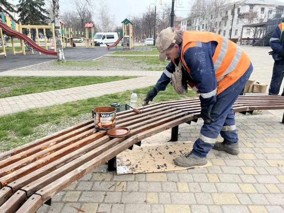 О работах МУП «Простор». Муниципальное унитарное предприятие «Простор» ежедневно выполняет все необходимые работы по содержанию городских улиц О работах МУП «Простор». Муниципальное унитарное предприятие «Простор» ежедневно выполняет все необходимые работы по содержанию городских улиц