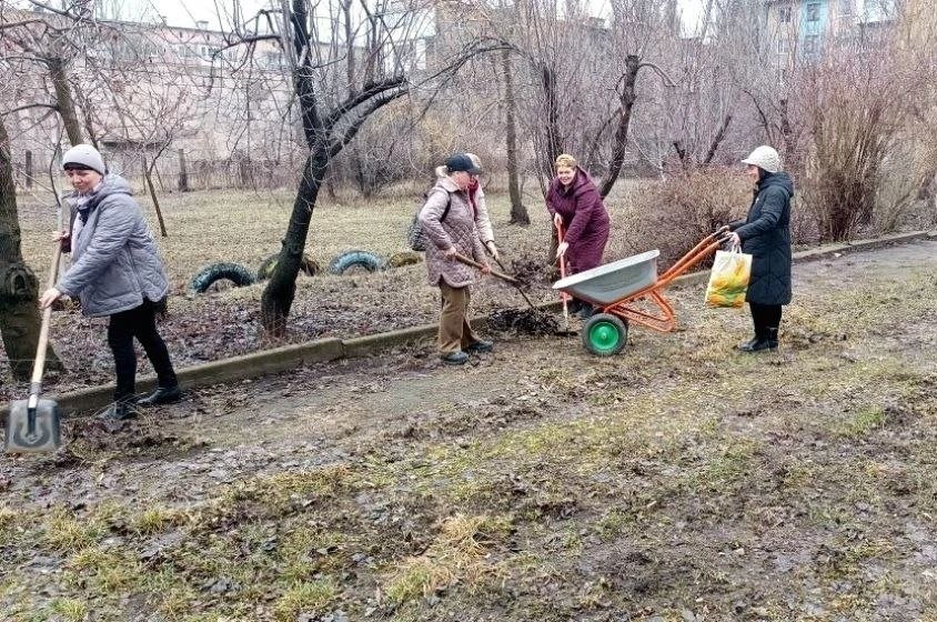 Калининский район Горловки преображается в рамках инициативы «Донбасс – наш дом»