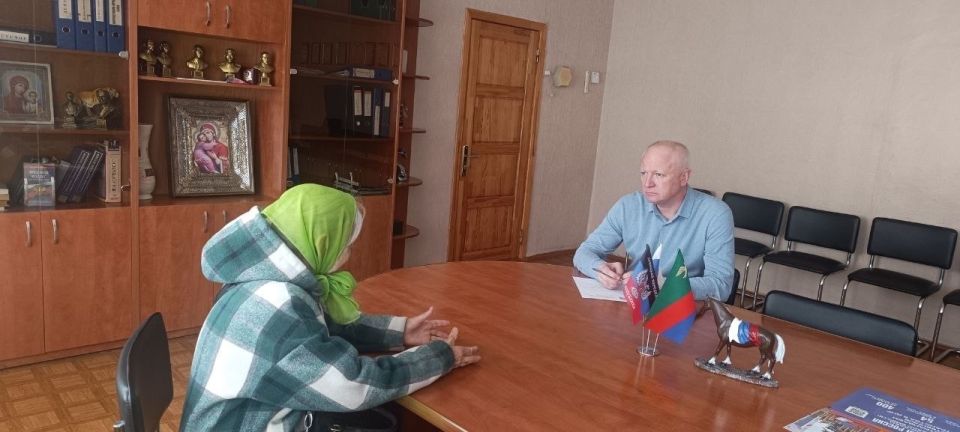 Роман Конев: 7 апреля 2026 года состоялся приём граждан депутатом Горловского городского совета Донецкой Народной Республики первого созыва Евгением Прокоповичем в Городском наркологическом диспансере Министерства... Роман Конев: 7 апреля 2026 года состоялся приём граждан депутатом Горловского городского совета Донецкой Народной Республики первого созыва Евгением Прокоповичем в Городском наркологическом диспансере Министерства...