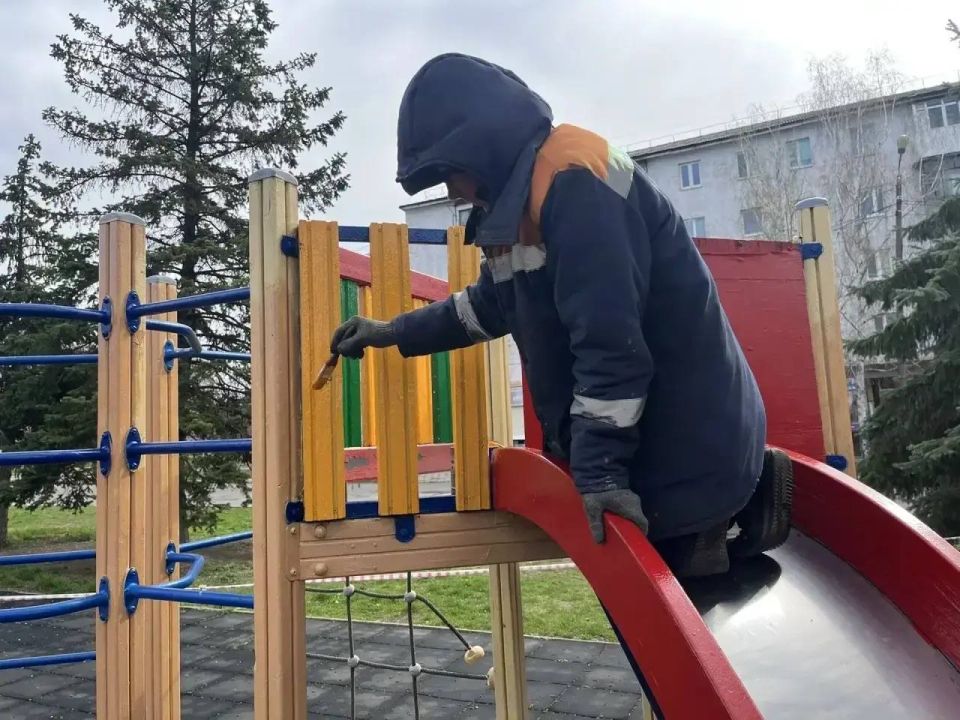МУП «Простор» ежедневно выполняет все необходимые работы по содержанию городских улиц МУП «Простор» ежедневно выполняет все необходимые работы по содержанию городских улиц