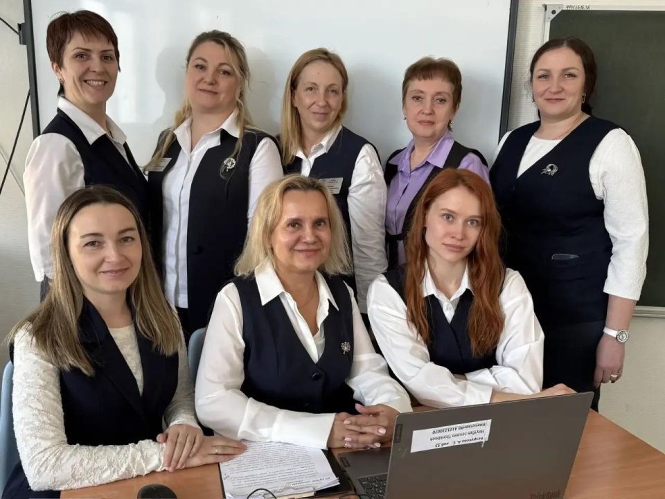 Педагоги из Кемерова провели обучающий семинар для коллег из Горловки Педагоги из Кемерова провели обучающий семинар для коллег из Горловки