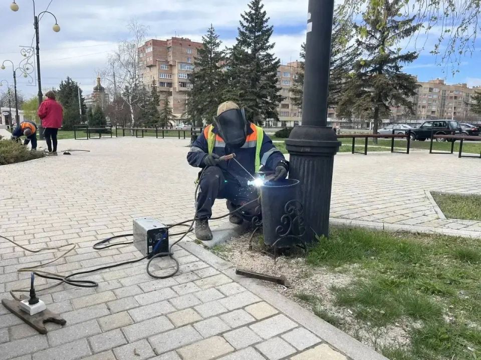 МУП «Простор» ежедневно выполняет все необходимые работы по содержанию городских улиц МУП «Простор» ежедневно выполняет все необходимые работы по содержанию городских улиц
