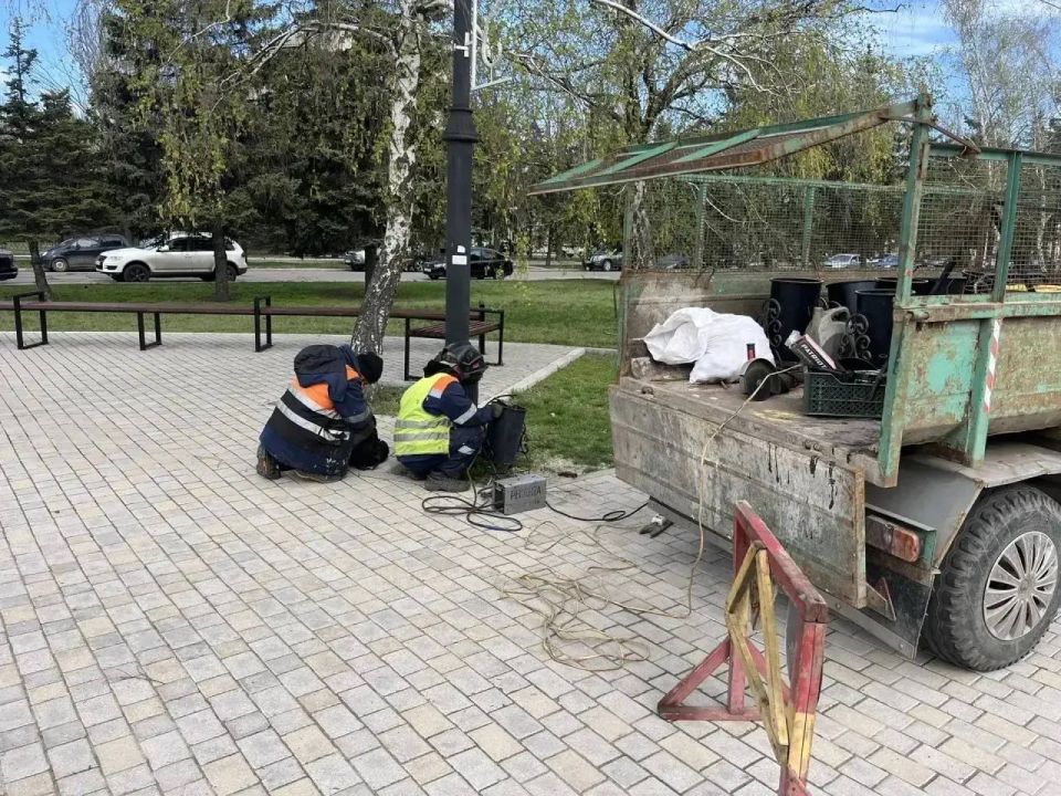 МУП «Простор» ежедневно выполняет все необходимые работы по содержанию городских улиц МУП «Простор» ежедневно выполняет все необходимые работы по содержанию городских улиц