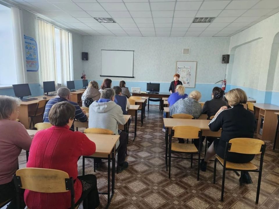 Иван Приходько: В Центрально-Городском районе Горловки прошли встречи лидеров общественного мнения с жителями Иван Приходько: В Центрально-Городском районе Горловки прошли встречи лидеров общественного мнения с жителями