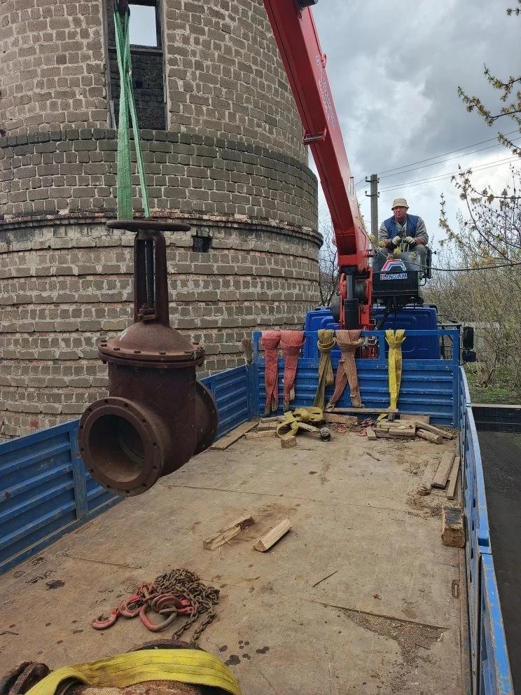 Аварийно-восстановительный отряд из Кузбасса за сутки устранил 5 повреждений на сетях ХВС в Горловке Аварийно-восстановительный отряд из Кузбасса за сутки устранил 5 повреждений на сетях ХВС в Горловке