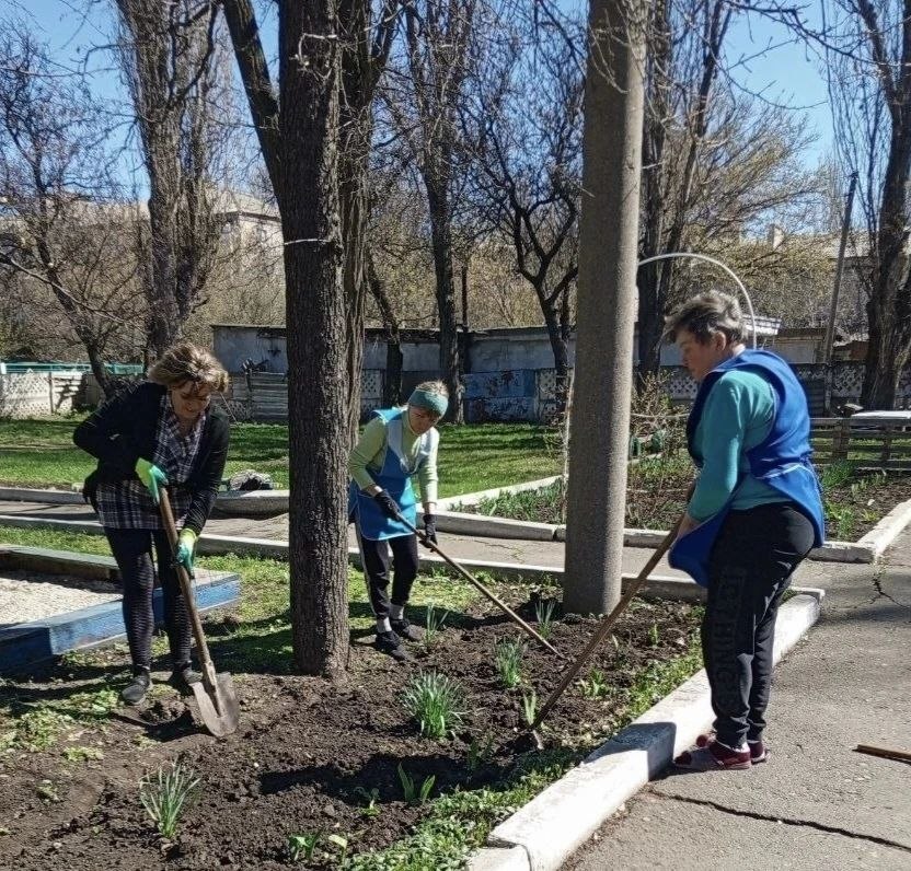 В Центрально-Городском районе Горловки состоялся общереспубликанский субботник В Центрально-Городском районе Горловки состоялся общереспубликанский субботник