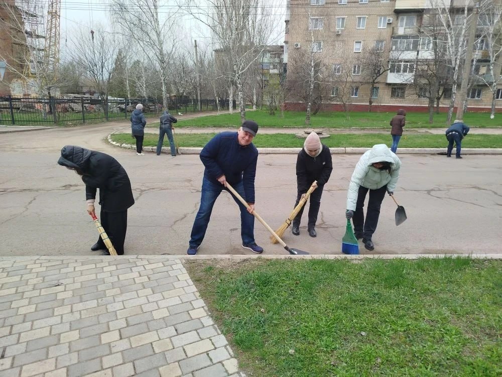 В Горловке состоялся общереспубликанский субботник В Горловке состоялся общереспубликанский субботник