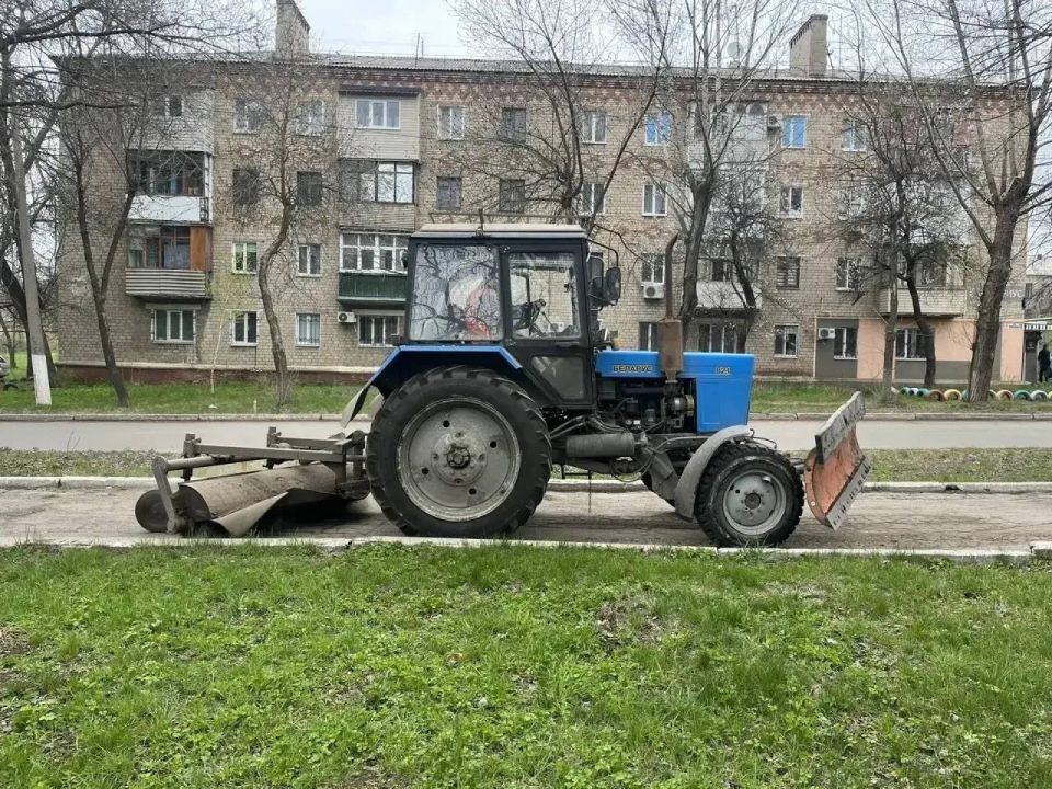 О работах МУП «Простор». МУП «Простор» ежедневно выполняет все необходимые работы по содержанию городских улиц О работах МУП «Простор». МУП «Простор» ежедневно выполняет все необходимые работы по содержанию городских улиц