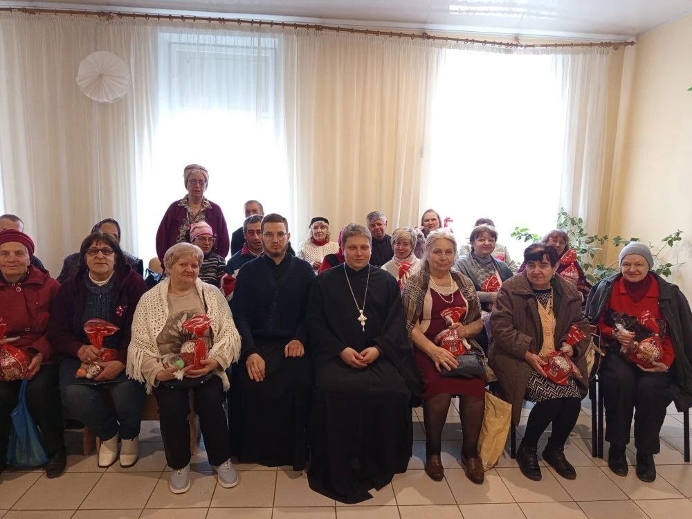 Иван Приходько: В Центрально-Городском внутригородском районе города Горловка продолжается реализация проекта Единой России «Старшее поколение» Иван Приходько: В Центрально-Городском внутригородском районе города Горловка продолжается реализация проекта Единой России «Старшее поколение»