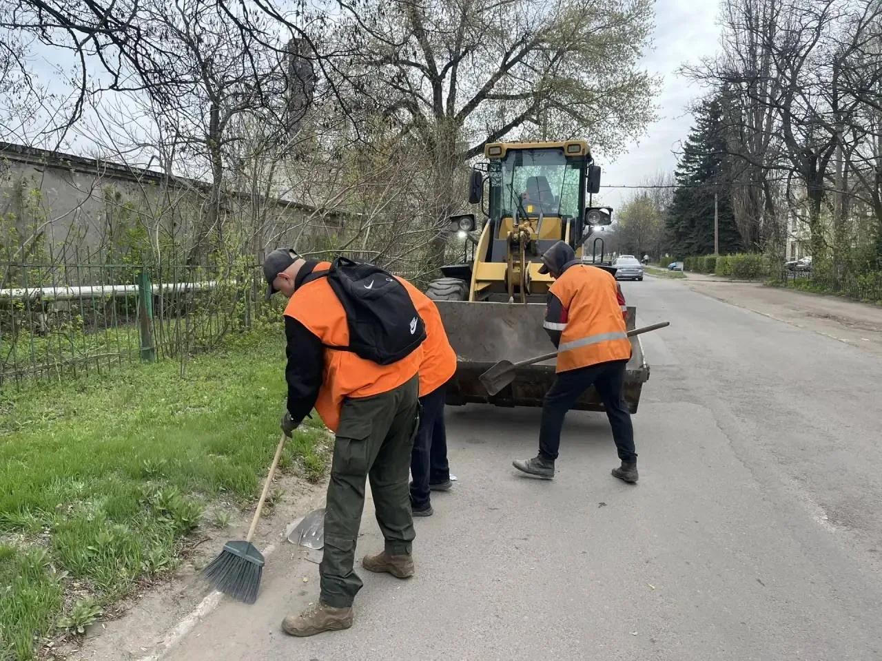 О работах МУП «Простор». Муниципальное унитарное предприятие «Простор» ежедневно выполняет все необходимые работы по содержанию городских улиц О работах МУП «Простор». Муниципальное унитарное предприятие «Простор» ежедневно выполняет все необходимые работы по содержанию городских улиц