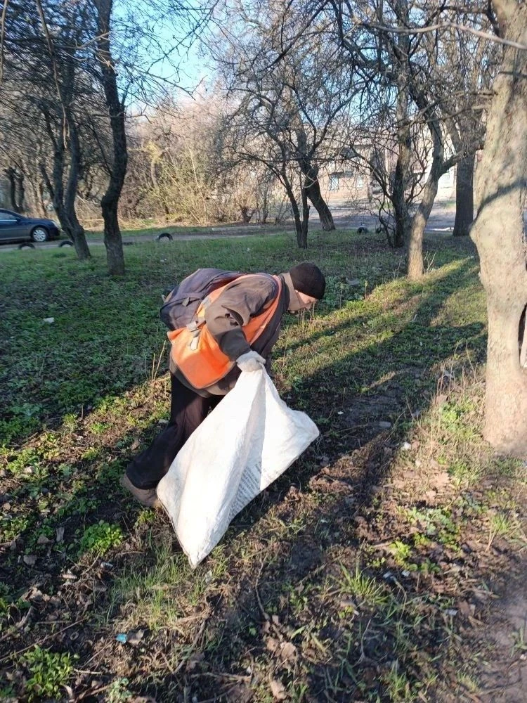 Иван Приходько: Уважаемые жители Горловки! Представляю вам еженедельный отчет о деятельности Горловского филиала единого регионального фонда по управлению многоквартирными домами на территории Донецкой Народной Республики